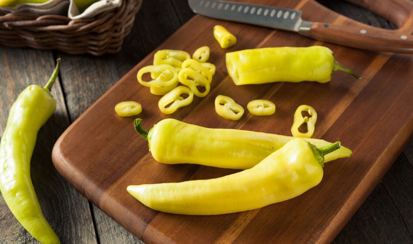 VegNews.BananaPeppers.Canva